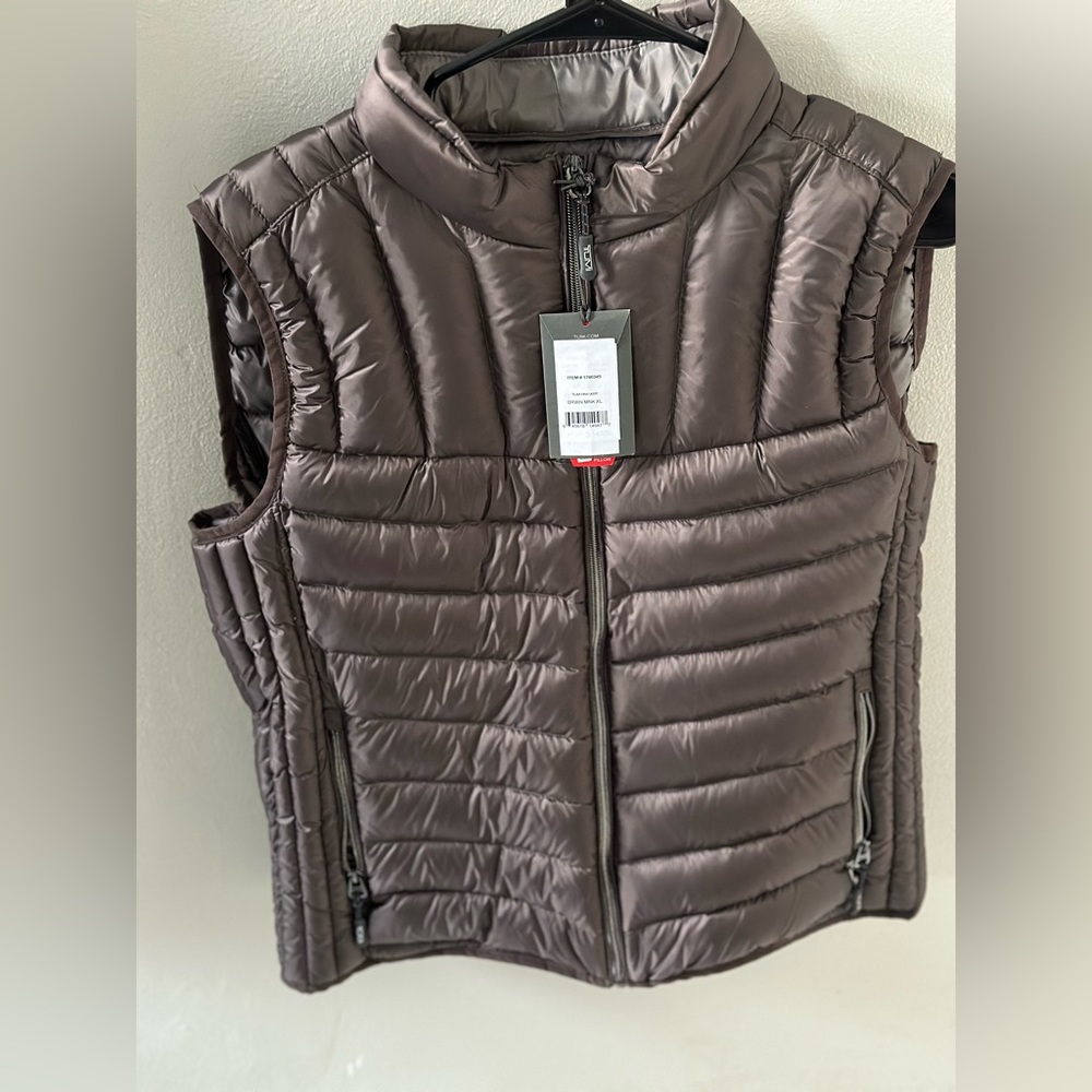 Tumi Packable Puff Vest NWT XL
